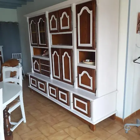 De Broustic Domek letniskowy *